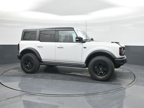 Used 2021 Ford Bronco Wildtrak image 11