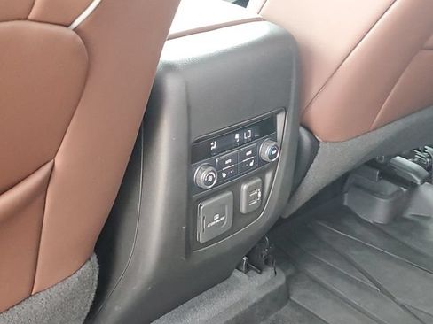 Used 2021 Buick Enclave Avenir w/ Trailering Package, 5000 lbs. AWD/4WD image 31