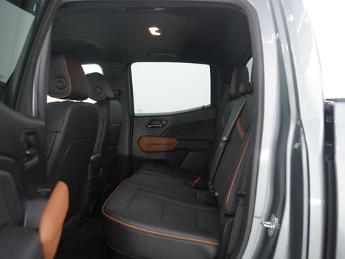 Used 2023 GMC Canyon AT4 image 17