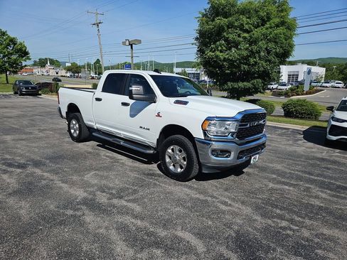 Used 2024 RAM 2500 Big Horn w/ Off Road Package AWD/4WD image 8