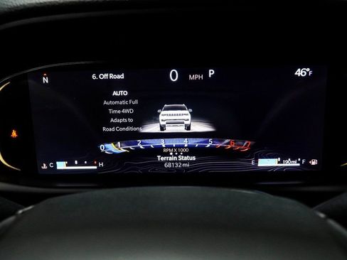 Used 2024 Jeep Wagoneer L Series II w/ Flexible Seating Group image 30