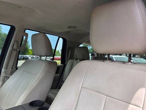 Used 2011 Ford Expedition XLT AWD/4WD image 7