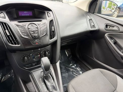 Used 2012 Ford Focus S FWD image 18