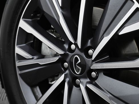 Certified 2026 INFINITI QX60 Luxe w/ Cargo Package image 32