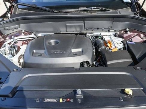 New 2026 Volvo XC90 T8 Plus image 25