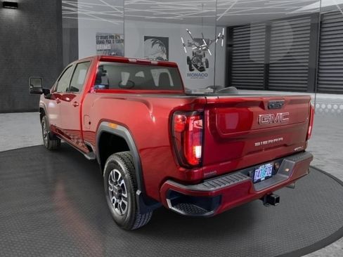 Used 2022 GMC Sierra 2500 AT4 AWD/4WD image 7