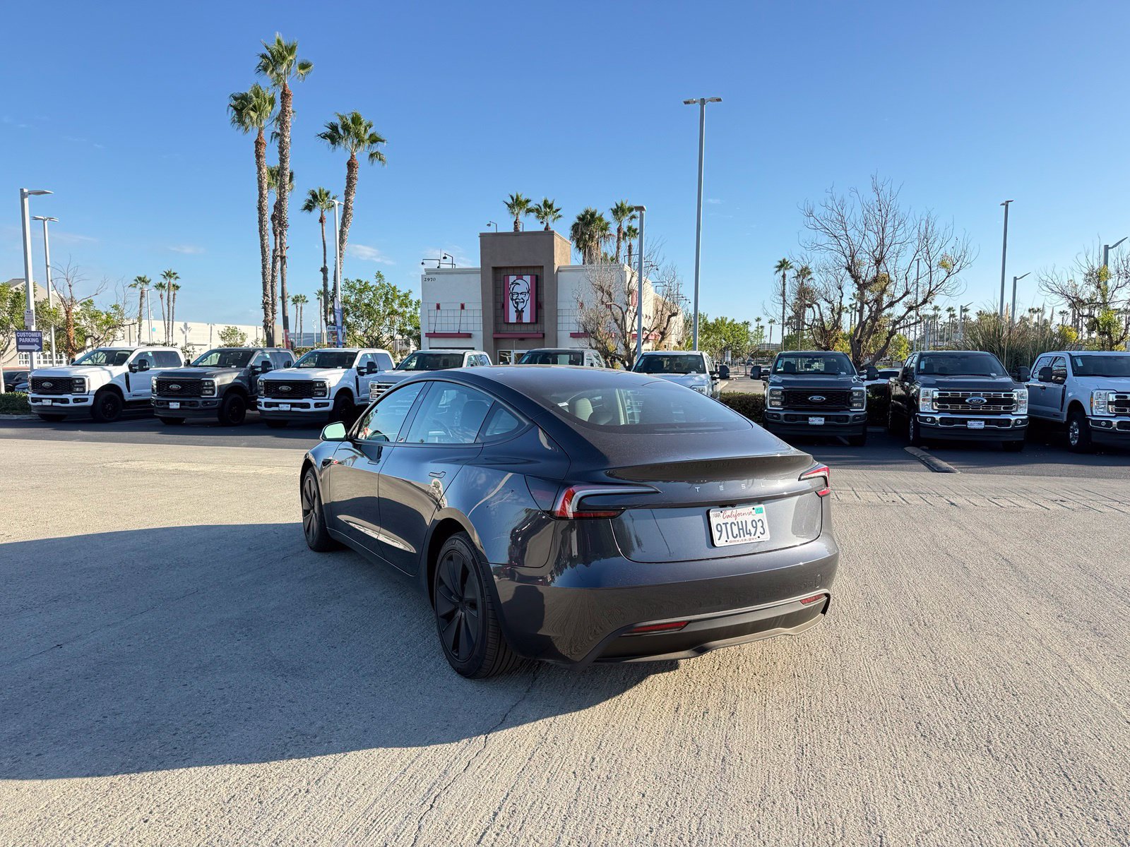 Used 2025 Tesla Model 3 RWD image 2
