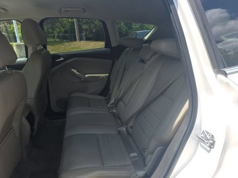 Used 2015 Ford Escape Titanium FWD image 14