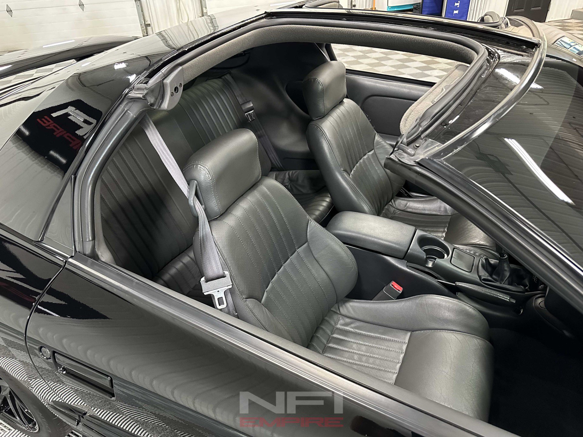 Used 1998 Pontiac Firebird Formula w/ Security Pkg RWD image 40