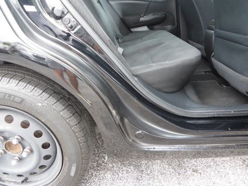 Used 2013 Honda Civic LX image 26