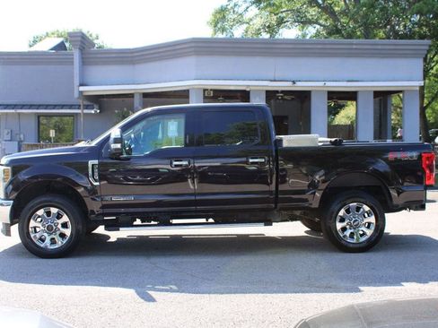 Used 2018 Ford F250 Lariat w/ Chrome Package AWD/4WD image 4