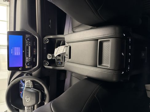 New 2026 Toyota Grand Highlander AWD image 12