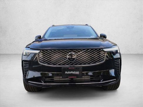 New 2026 Volvo XC90 T8 Plus w/ Protection Package image 6