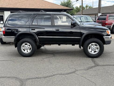 Used 1996 Toyota 4Runner SR5 AWD/4WD image 32