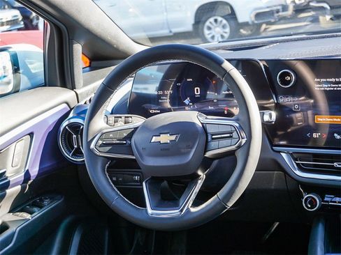 New 2026 Chevrolet Equinox EV LT image 16