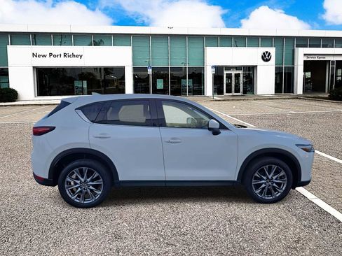 Used 2021 MAZDA CX-5 Signature image 9
