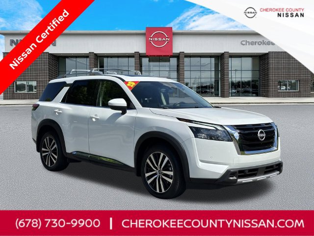 Certified 2025 Nissan Pathfinder Platinum AWD/4WD image 1