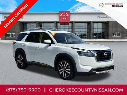 Certified 2025 Nissan Pathfinder Platinum