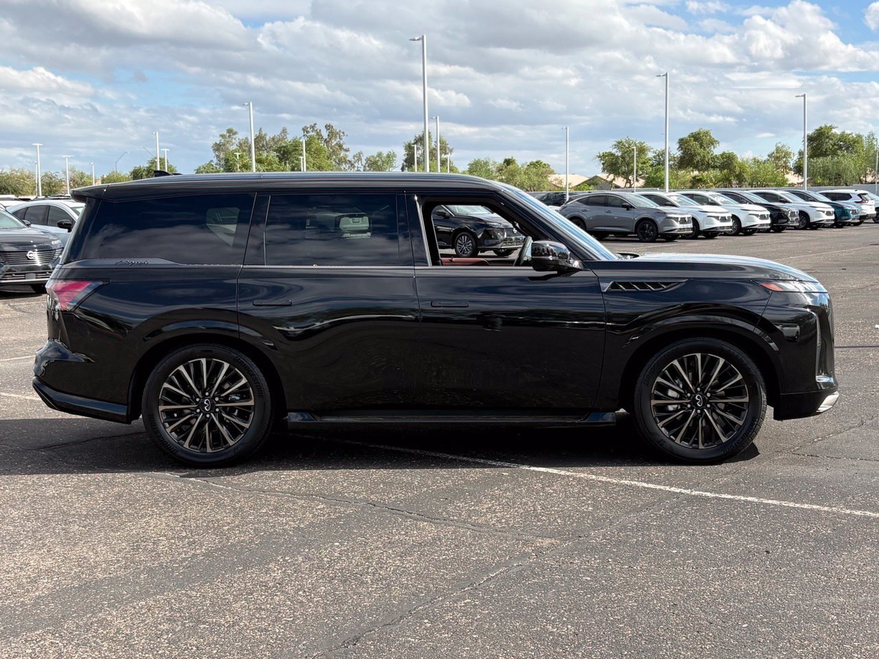 New 2027 INFINITI QX80 Autograph AWD/4WD image 7
