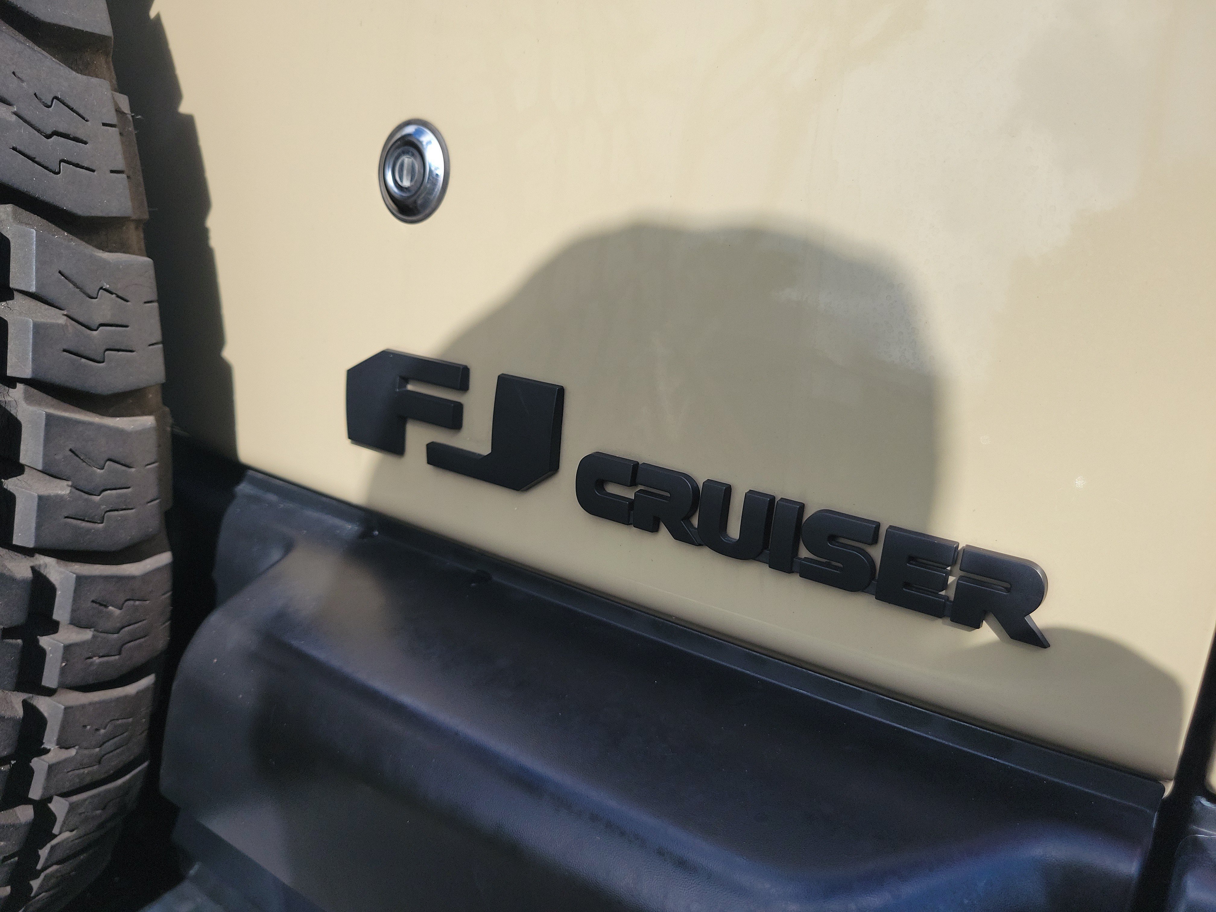 Used 2011 Toyota FJ Cruiser 4WD w/ Upgrade Pkg image 8