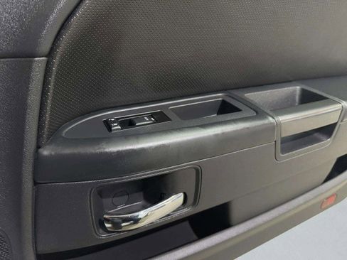 Used 2012 Dodge Challenger SXT Plus image 37