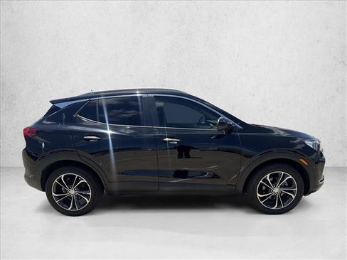 Used 2020 Buick Encore GX Select w/ Advanced Technology Package FWD image 4