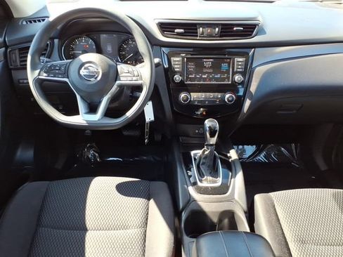 Used 2020 Nissan Rogue Sport S w/ Appearance Package FWD image 12