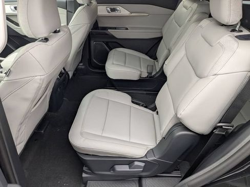 New 2026 Ford Explorer Active w/ Active Comfort Package AWD/4WD image 19