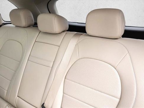 Certified 2018 Mercedes-Benz GLC 300 4MATIC image 26