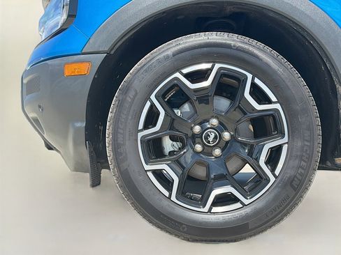 Used 2025 Ford Bronco Sport Outer Banks w/ Outer Banks Tech Package+ AWD/4WD image 35