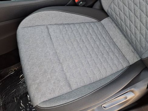 Certified 2025 Volkswagen Tiguan S FWD image 21
