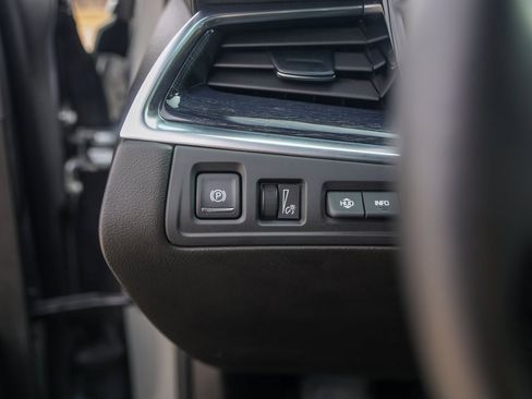 Used 2023 Cadillac XT5 Premium Luxury w/ Technology Package image 31