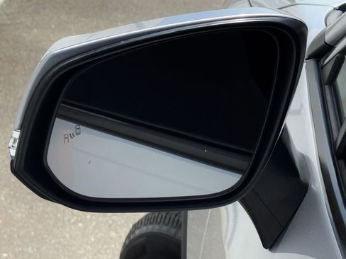 Certified 2022 Toyota RAV4 LE AWD/4WD image 27