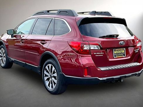 Used 2016 Subaru Outback 2.5i Limited AWD/4WD image 4