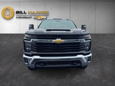 Used 2024 Chevrolet Silverado 2500 LT w/ All Star Edition AWD/4WD image 3