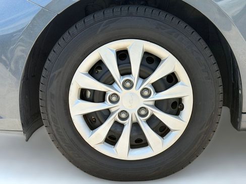 Used 2022 Kia Forte Sedan FWD image 11