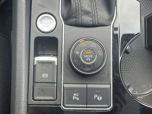 Used 2019 Volkswagen Atlas SEL Premium AWD/4WD image 39