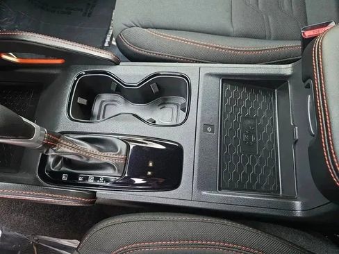 Used 2025 Nissan Frontier PRO-4X w/ Pro Convenience Package image 17