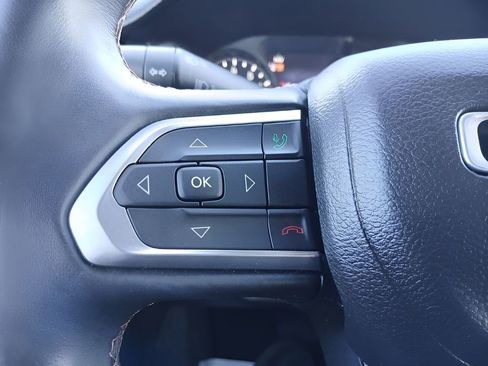 Used 2022 Jeep Compass Limited image 18