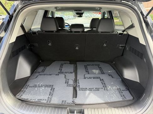 Certified 2025 Kia Seltos EX FWD image 44