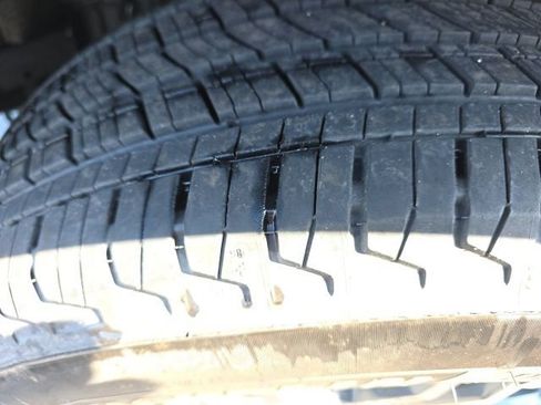 Certified 2025 Toyota Tacoma TRD Sport image 10