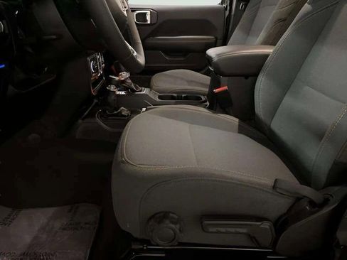 Used 2025 Jeep Wrangler Unlimited Sahara w/ Safety Group image 61