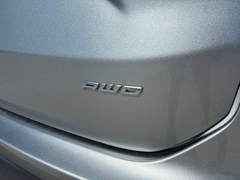 Used 2024 Ford Edge SEL w/ Convenience Package AWD/4WD image 8