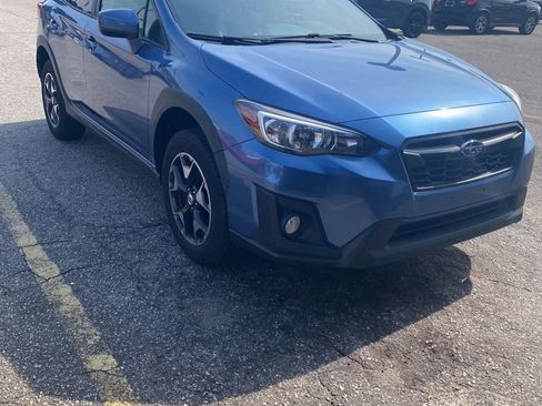 Used 2018 Subaru Crosstrek 2.0i Premium AWD/4WD image 2