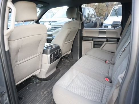 Used 2017 Ford F150 XLT w/ Equipment Group 302A Luxury image 11