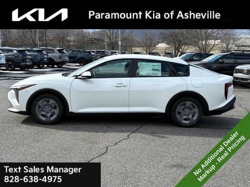 New 2026 Kia K4 LX image 3