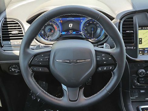 Used 2023 Chrysler 300 C RWD image 19