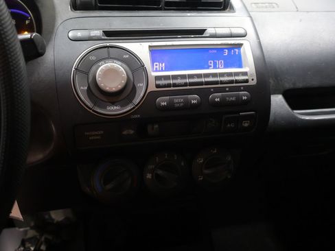 Used 2008 Honda Fit image 7