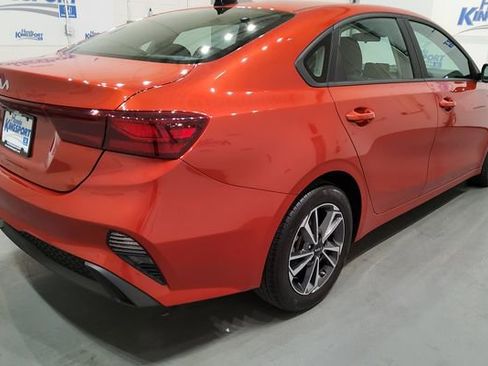 Used 2024 Kia Forte LXS FWD image 3
