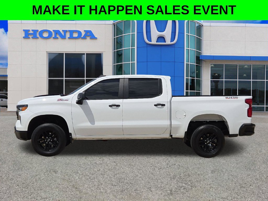 Used 2025 Chevrolet Silverado 1500 Custom Trail Boss AWD/4WD image 6